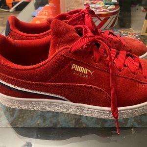 Red Puma Suede Sneakers 8.5!